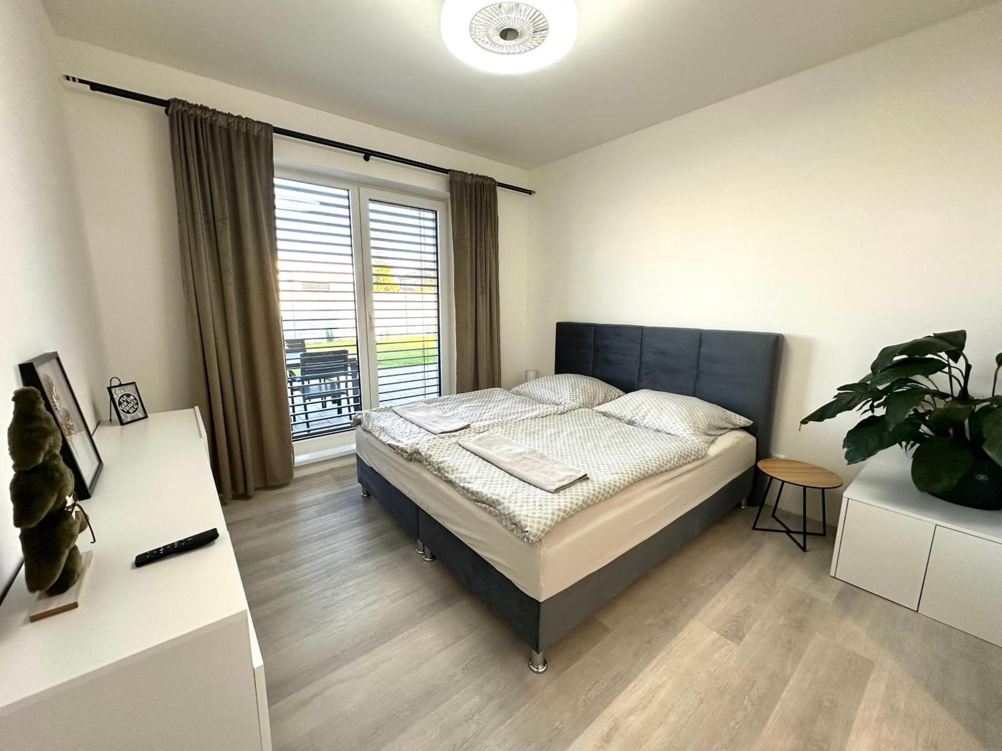 Klimatizovany Apartmanovy Dom S Virivkou, 9A Senec Exterior foto